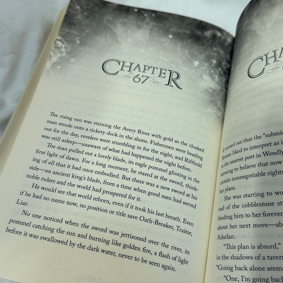 Heir of Fire Paperback Book - Throne of Glass Series Book 3 by Sarah J. Maas - Picture 11 of 13